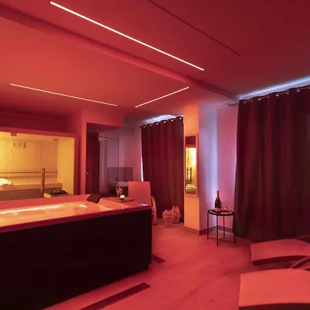 Podere Vasella Panoramic Attic Apartment Capranica