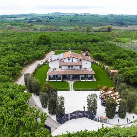 Apartment Podere Vasella Panoramic Attic Capranica