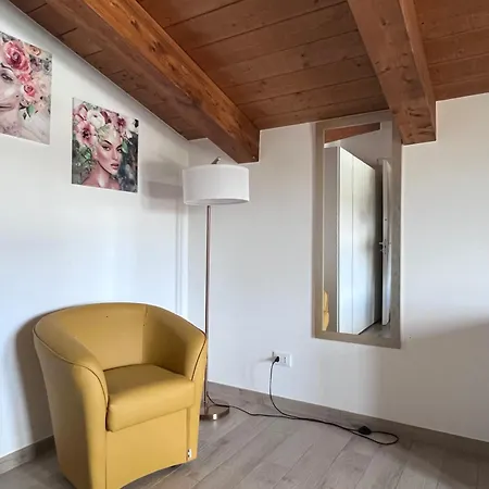 Podere Vasella Panoramic Attic Capranica